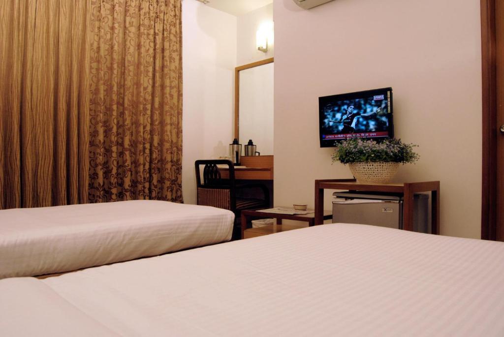 The Ambience Hotel 푸네 객실 사진
