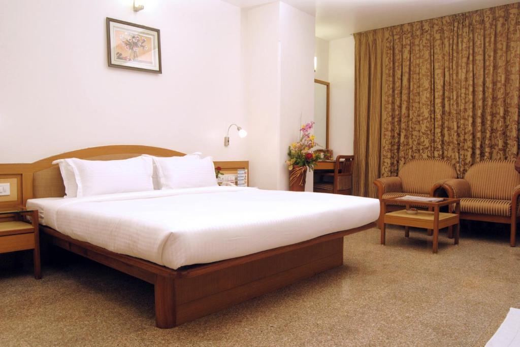The Ambience Hotel 푸네 객실 사진
